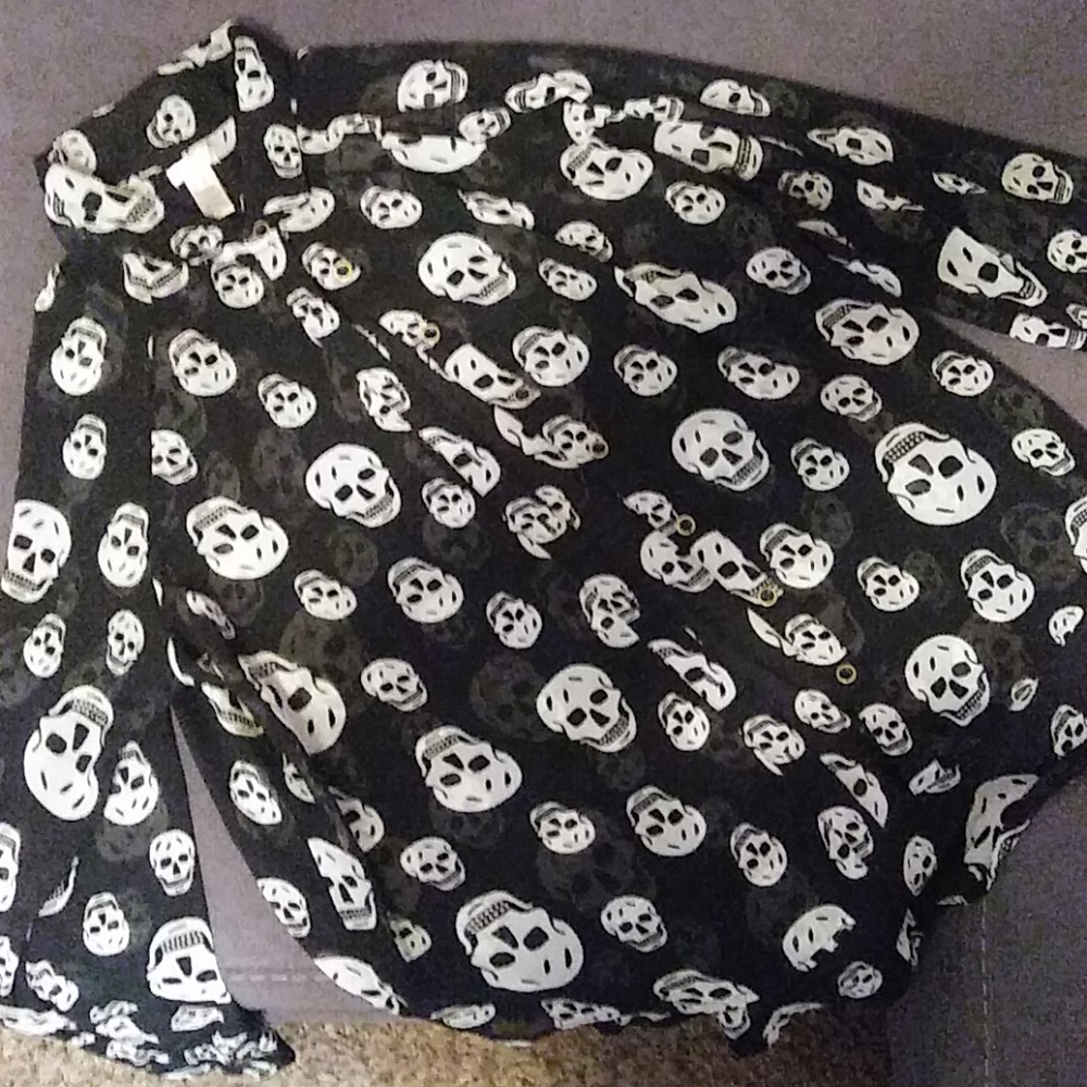 Skull shirt